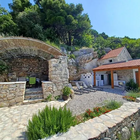 Kuca Za Odmor Leptiric Holiday home *