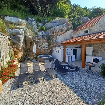 Kuca Za Odmor Leptiric Vakantiehuis Pisak