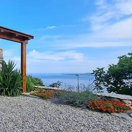 Kuca Za Odmor Leptiric Holiday home Pisak
